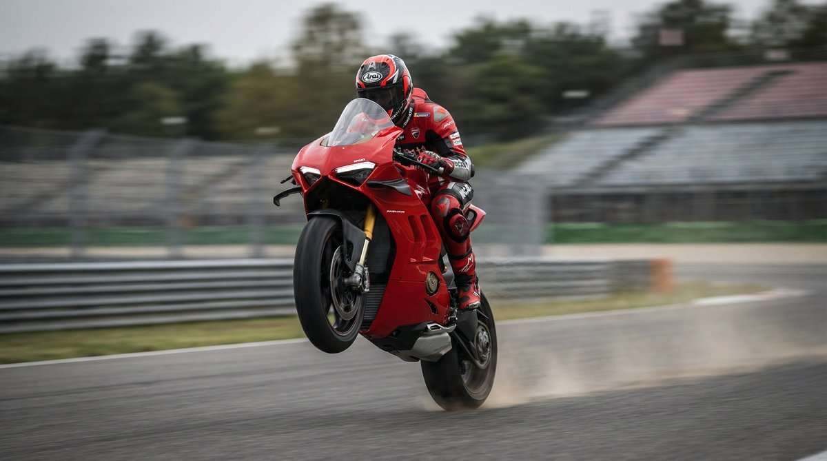 极乐禁地摩托车视频